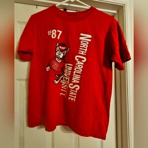 NC State Wolfpack Youth T-shirt.  Size: L (14-16)